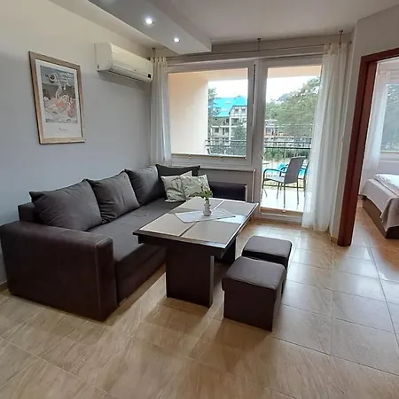 Komfortowy Apartament W Blue Mare Lukecin Exterior photo